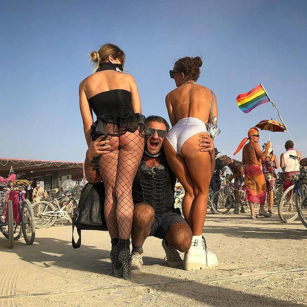 Фото с фестиваля Burning Man.