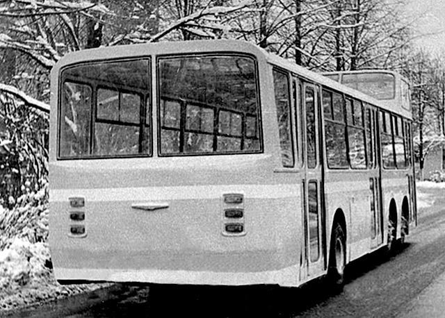 автобус НАМИ-0159