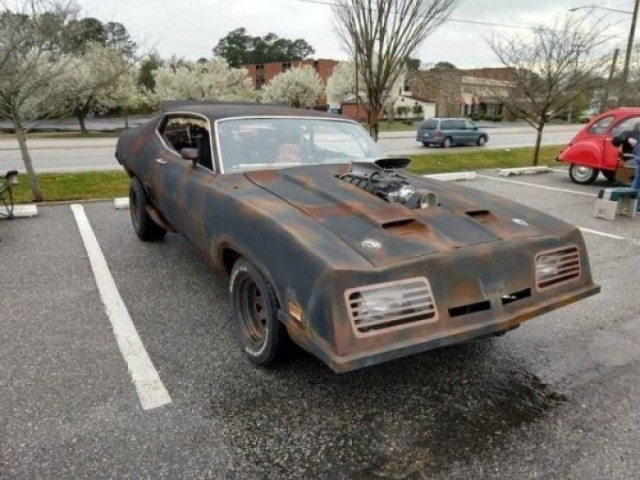 Странные автомобили