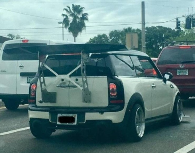 Странные автомобили