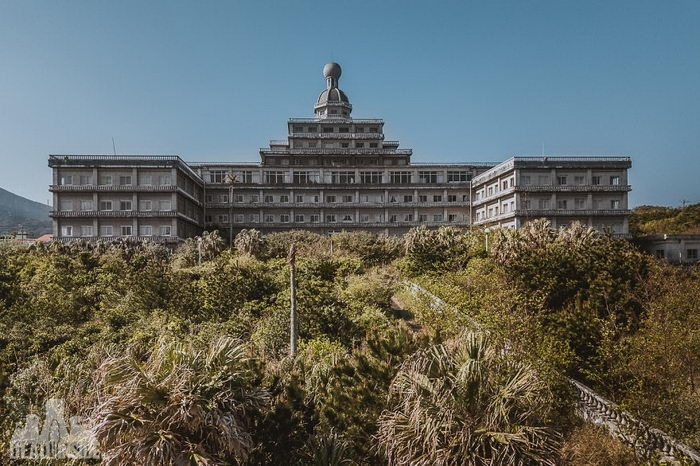 заброшенный отель в Японии