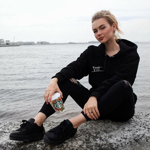 Алина Олешева