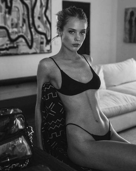 Элли Леггетт (Allie Leggett)