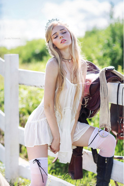 Девушки в чулках