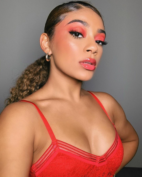 Жасмин Браун (Jasmine Brown)