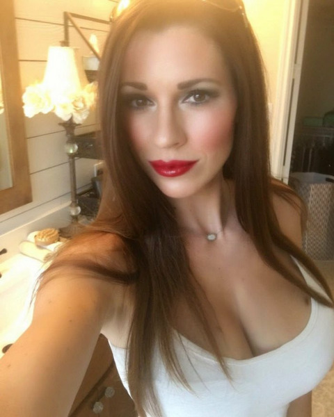 Девушки с формами