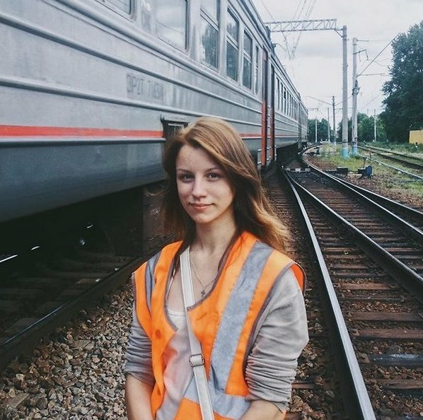 Симпатичные сотрудницы РЖД