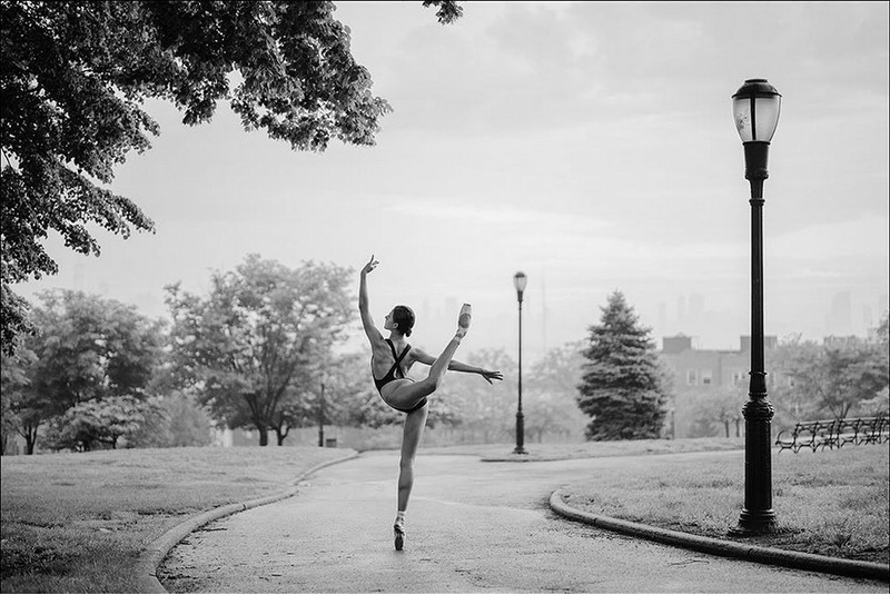 Балерины на городских улицах