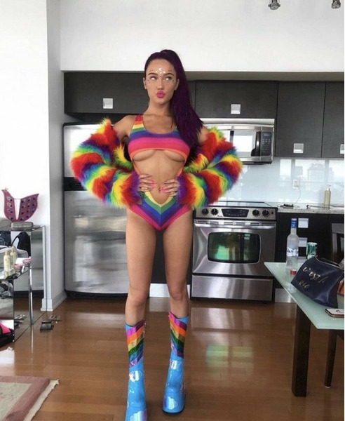 девушки на музыкальных фестивалях