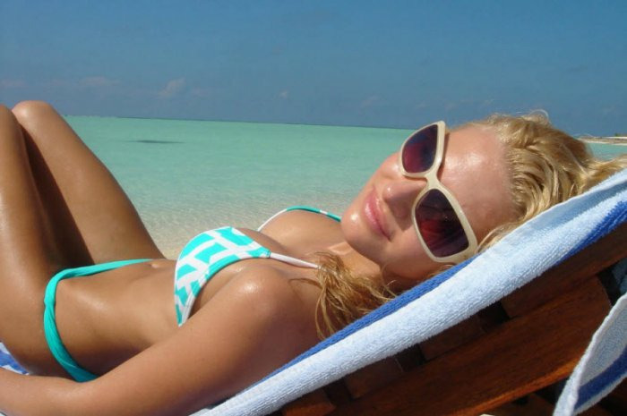 Девушки в купальниках