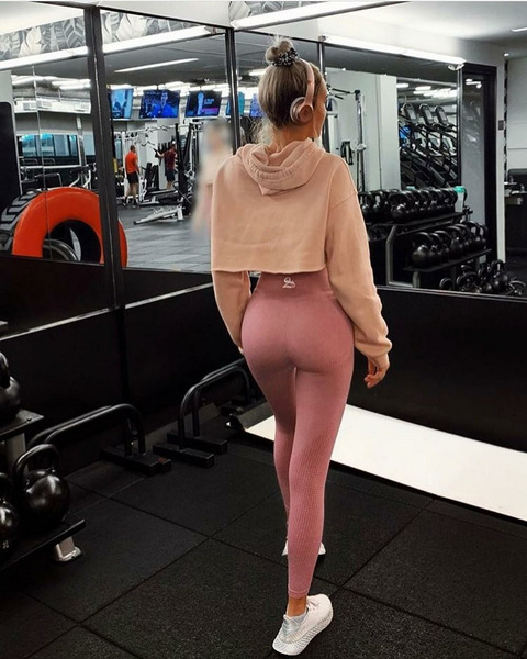 спортивные девушки