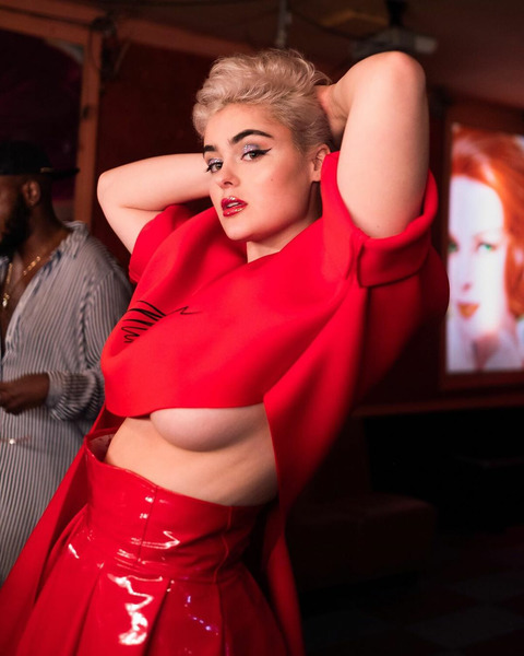 Стефания Феррарио (Stefania Ferrario)