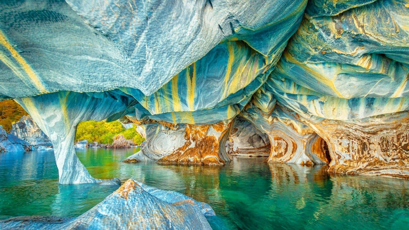 Мраморные пещеры Чили