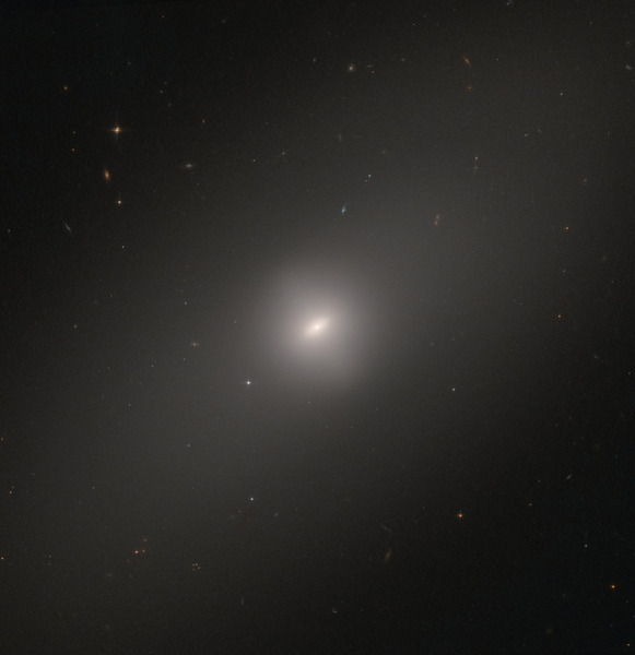 Галактика NGC 3384