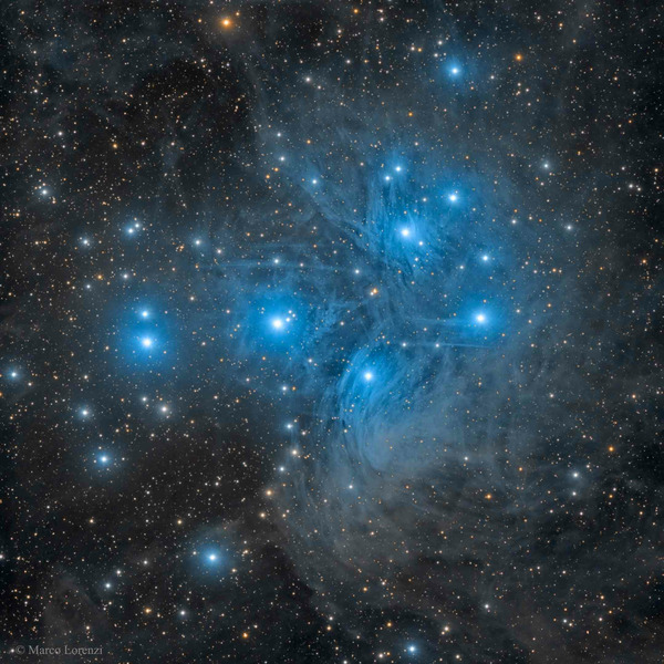 Звёздное скопление Плеяды (М45)