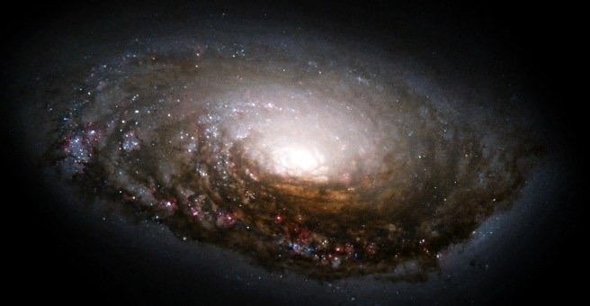 галактика Чёрный Глаз (M64)
