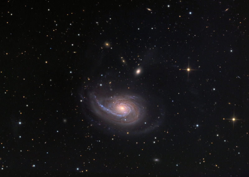 Спиральная галактика NGC 772
