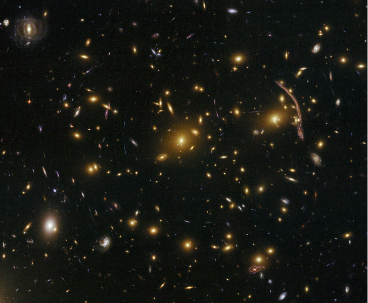Скопление галактик Эйбелл 370