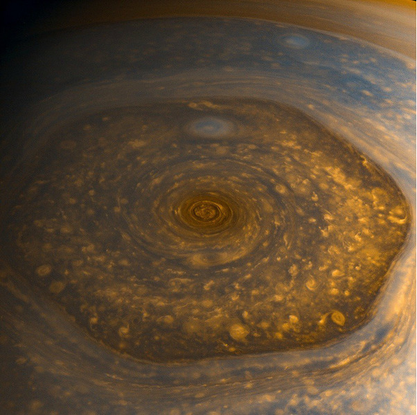 Шестиугольник Сатурна