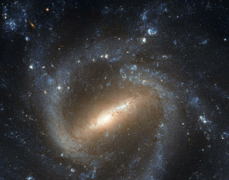 Галактика NGC 1073