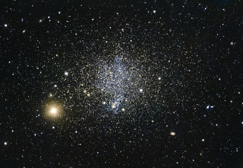 Карликовая галактика в Фениксе (Phoenix Dwarf - PGC 6830)