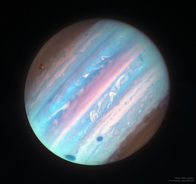 Юпитер в ультрафиолетовом свете