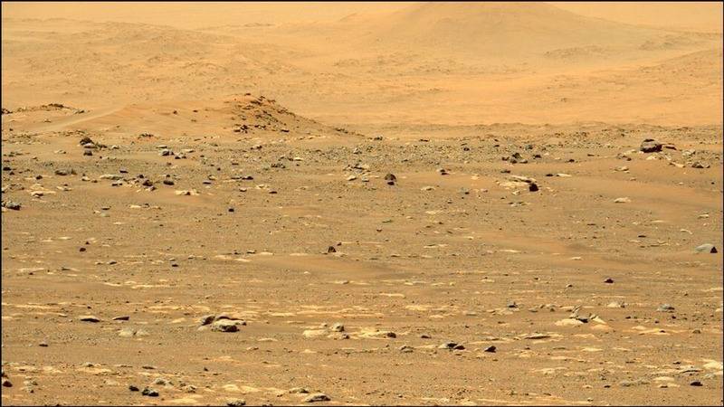 Фото марсианского ландшафта, сделанное на шестой неделе миссии.