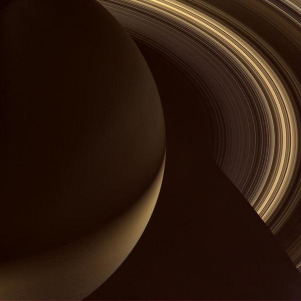 Золотая ночь на Сатурне