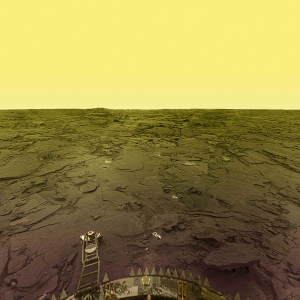 Изображение поверхности Венеры