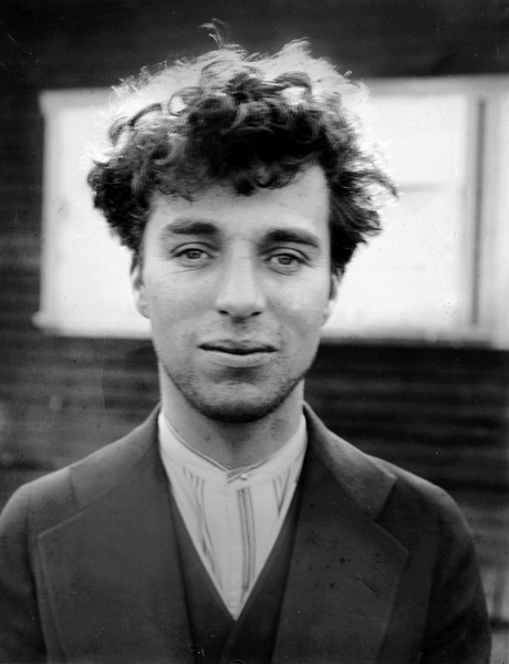 Чарльз Чаплин в 1916 году в возрасте 27 лет.