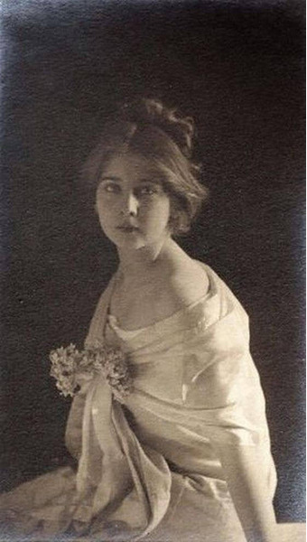 Мария Эдинбургская, будущая королева Югославии, 1910-е годы