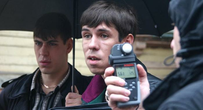 Дмитрий Дюжев и Алексей Панин на съёмочной площадке фильма «Жмурки» (2005 год).