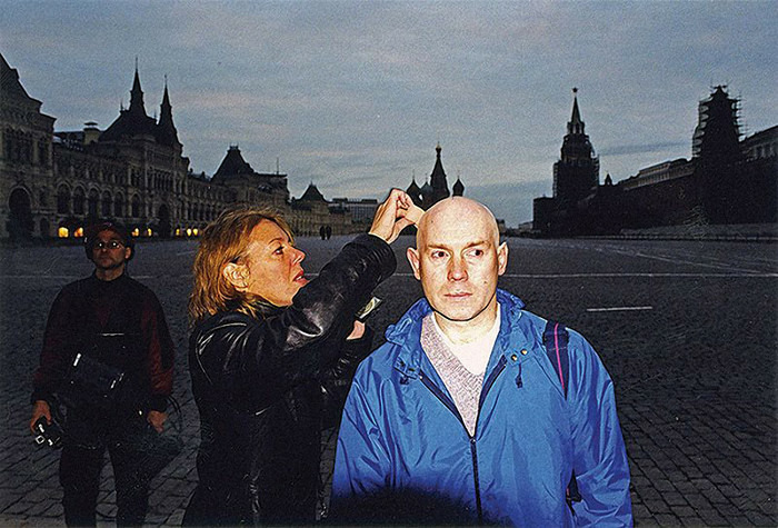Виктор Сухоруков на съёмках фильма «Брат 2» (Москва 2000 год).