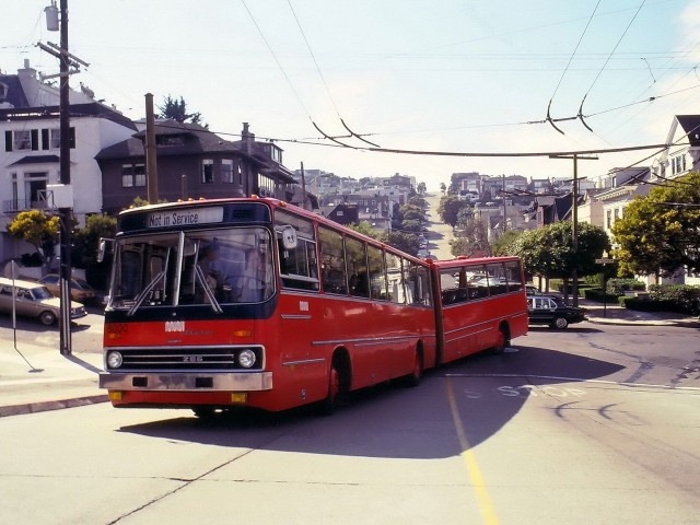 Икарус на улицах Сан-Франциско. США. 1978