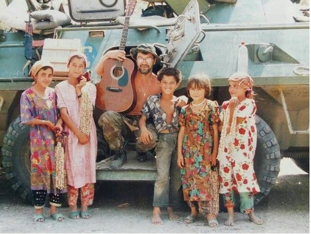 Юрий Шевчук в Таджикистане. Август 1996