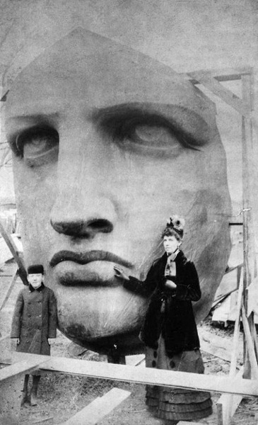Распаковка Статуи Свободы — 1885 год.