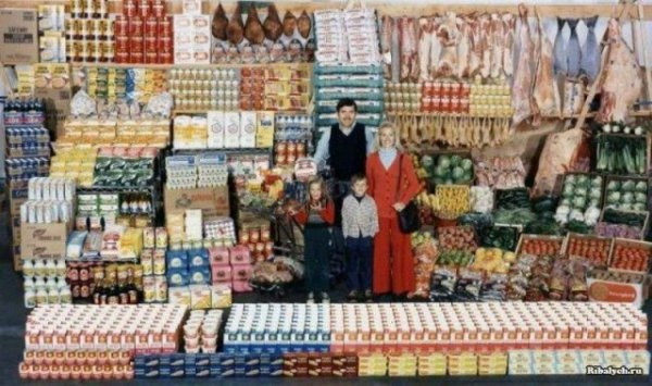 Американская семья и продукты, которые они потребляет за год, 1978