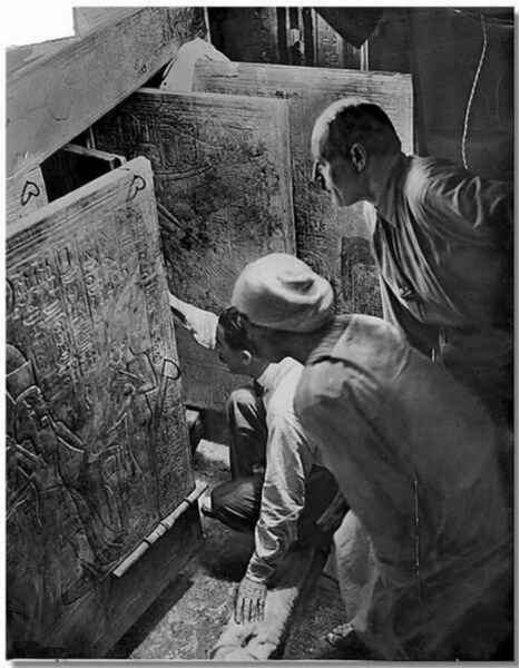 16 февраля 1923, вскрытие гробницы Туттанхамона.