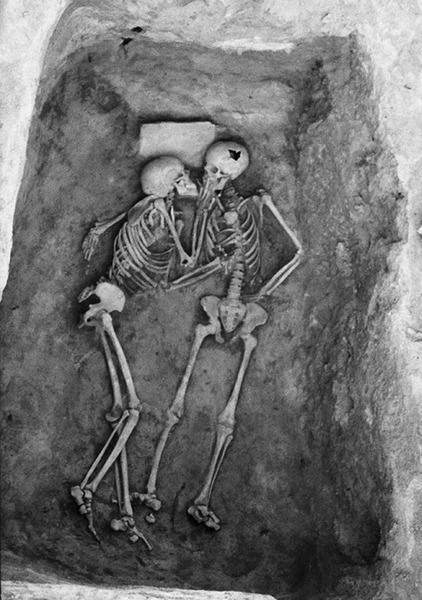 Найденные археологами любовники Хасанлу: поцелуй, длившейся 2 800 лет