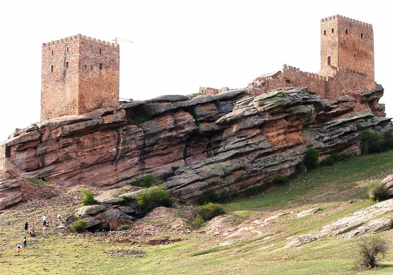 Замок Сафра (Castillo de Zafra)