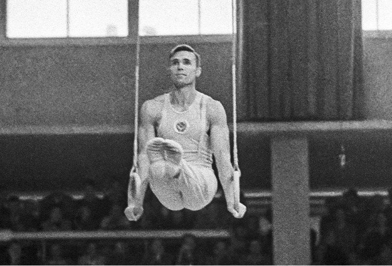 Советский спортсмен Виктор Чукарин
