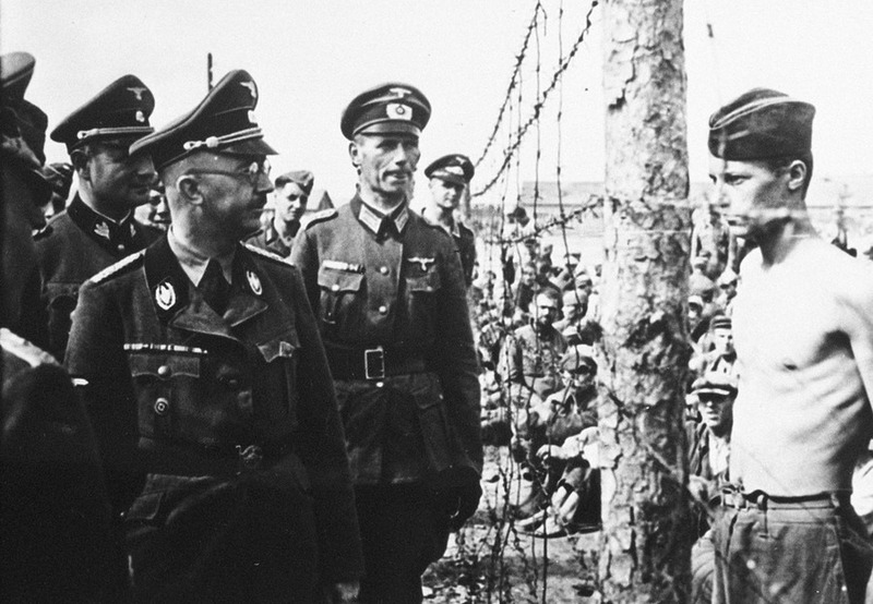 Генрих Гиммлер инспектирует лагерь для военнопленных, лето 1941