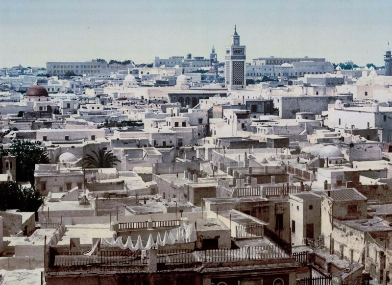 Вид на Тунис из отеля Paris