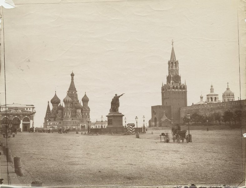 Красная площадь главная площадь Москвы (1884 - 1888).