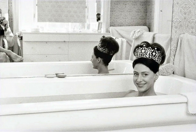 Принцесса Маргарет в ванной