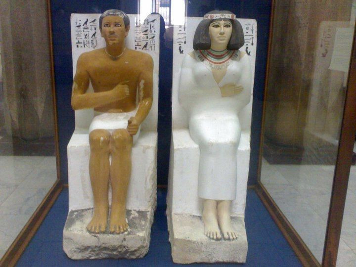 Статуи принца Рахотепа и его жены Нофрет, XXVII век до н. э.