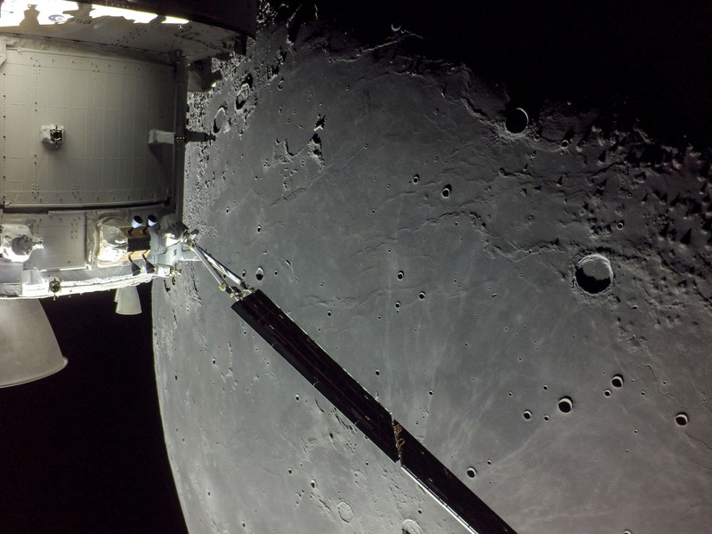 Фото обратной стороны Луны